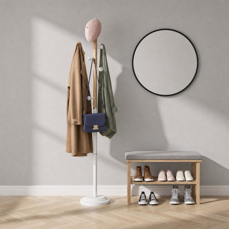 Portemanteau sur pied blanc scandinave